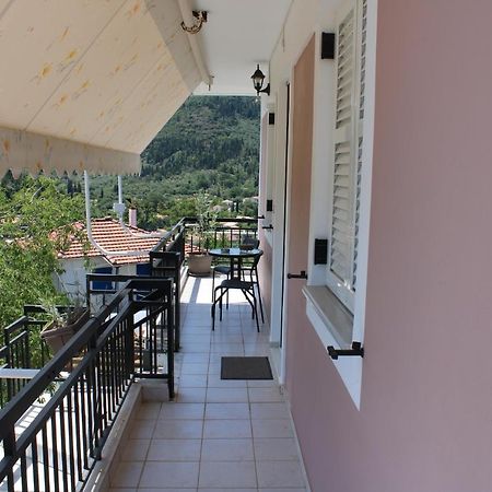 Casa Serena Asprogerakata Экстерьер фото