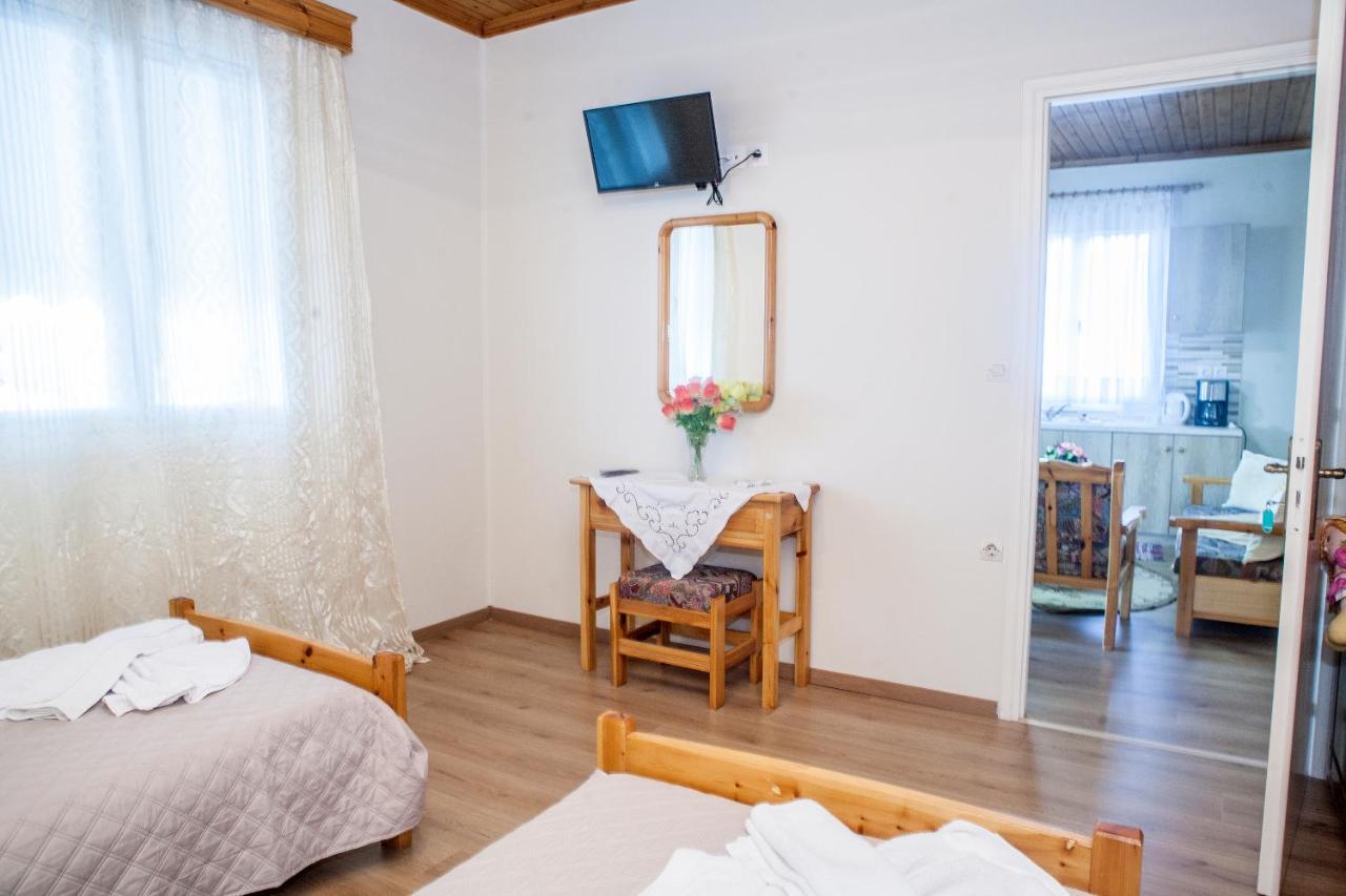 Casa Serena Asprogerakata Экстерьер фото