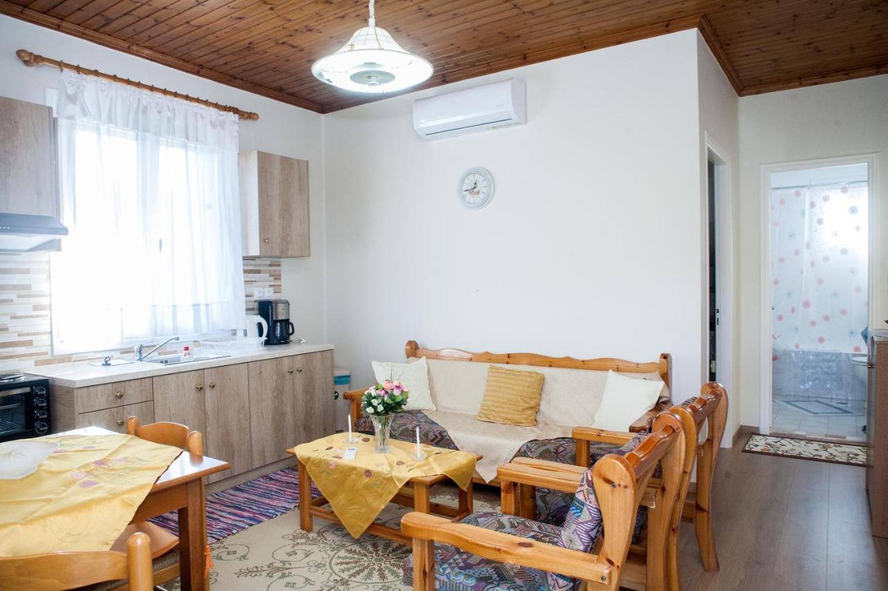 Casa Serena Asprogerakata Экстерьер фото